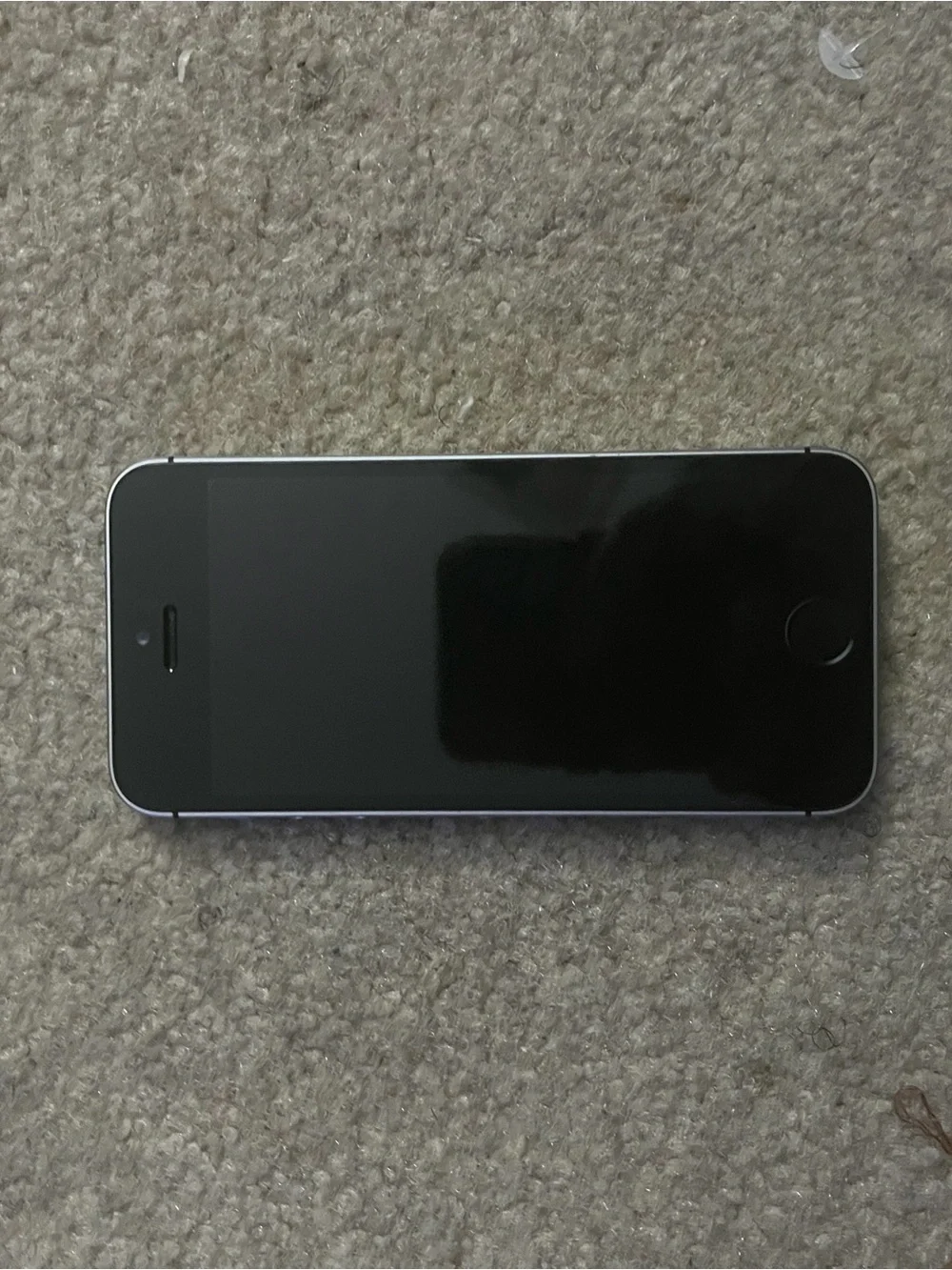 Apple iPhone SE